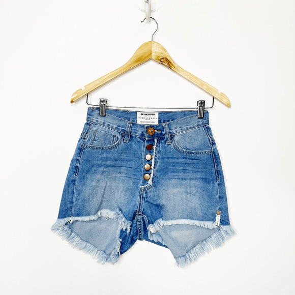 ONETEASPOON X FREE PEOPLE High Rise Bonita Raw Hem Denim Shorts button fly 24 - Picture 2 of 9